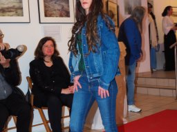 Fashion Show in der Contemplor Galerie Wien am 16. 03. 2024